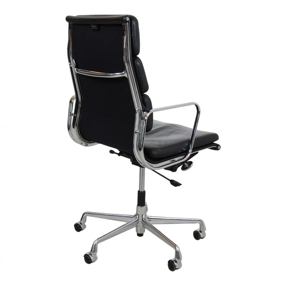 Charles Eames Ea219 office chair fully upholstered in Black leather